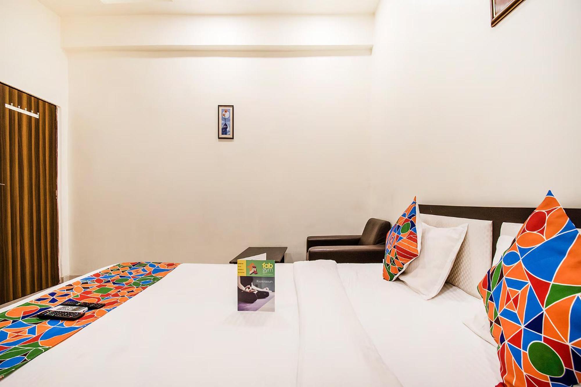 Hotel Maher Inn Ahmedabad Exterior foto